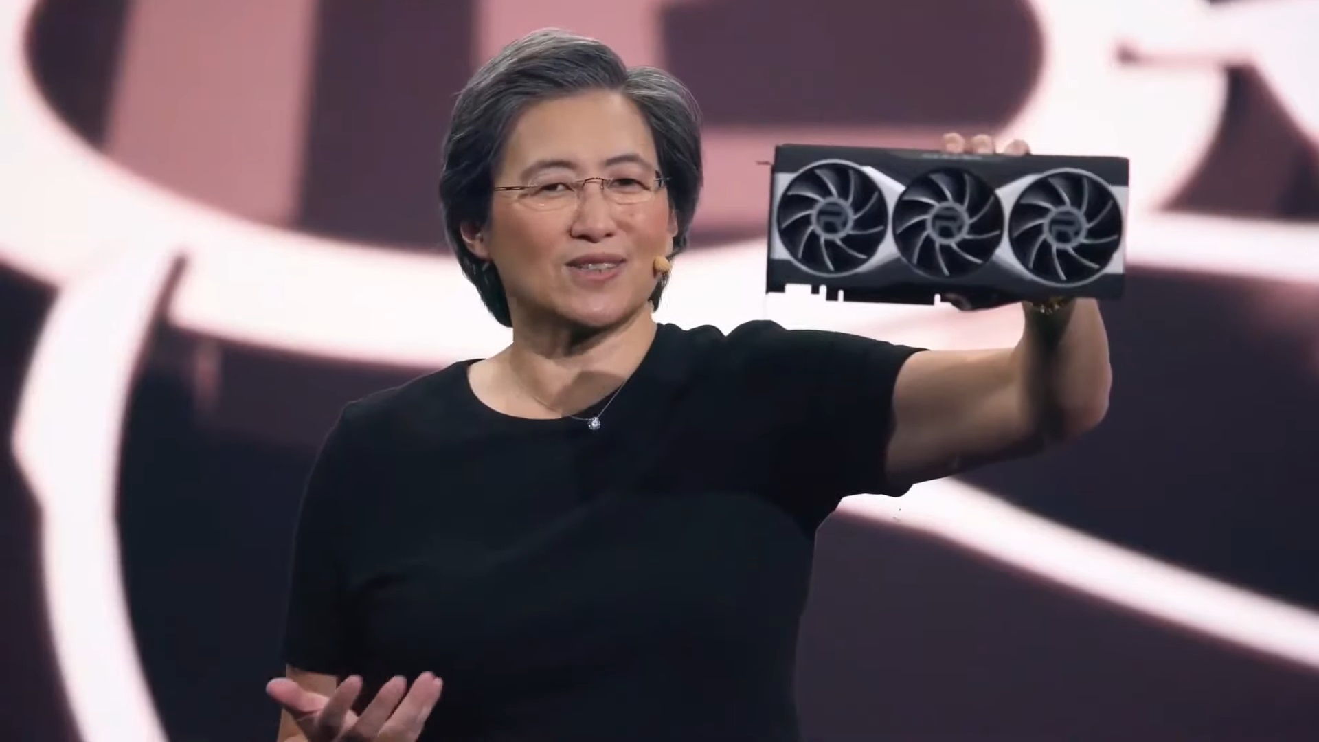 AMD ha svelato ufficialmente le Radeon RX 6800XT e RX 6900XT